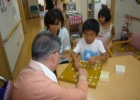 夏休み　小学生将棋ボランティア活動を見学してきました。